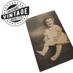 Vintage 1900s - 1940s  Picture Baby Girl 6" x 4"